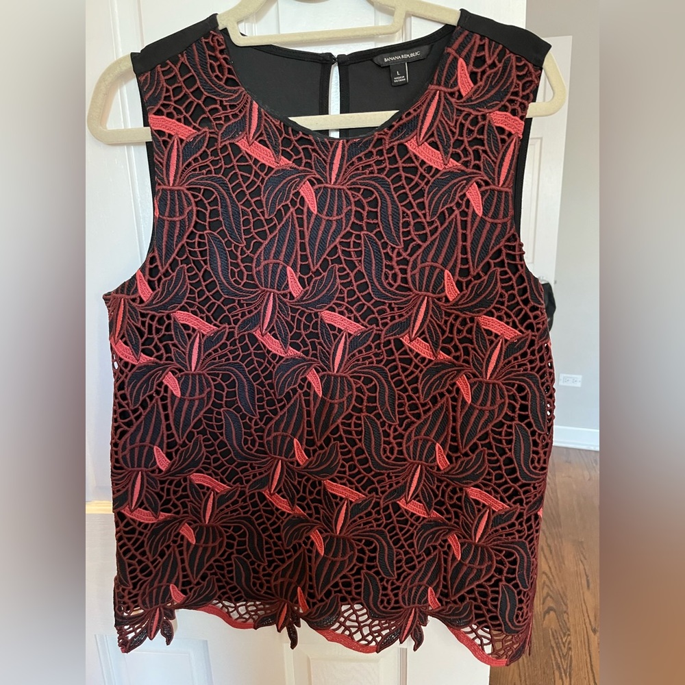 Banana Republic sleeveless top with beautiful detail- size L, worn twice.